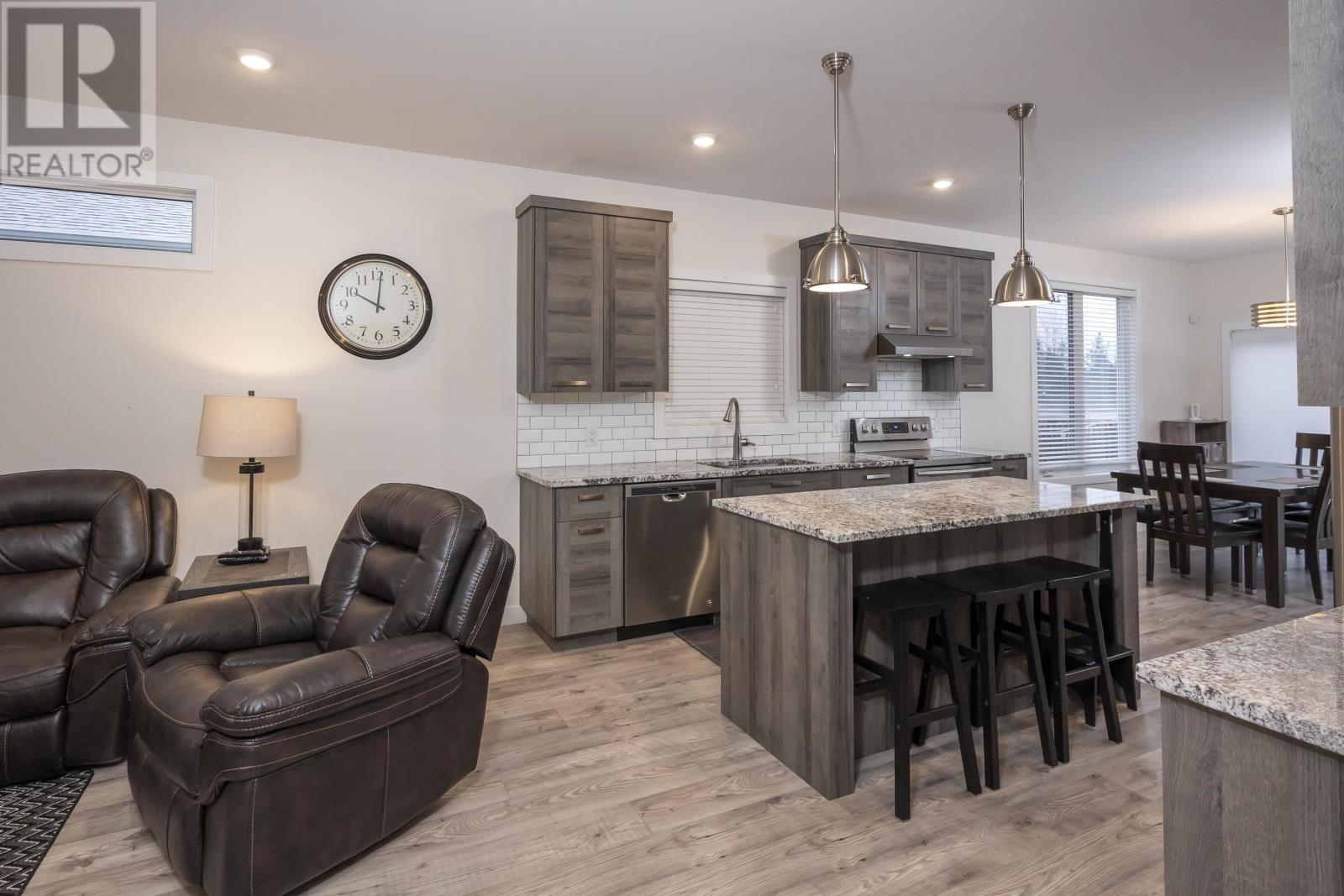 156 Cougar Cres, Thunder Bay, Ontario  P7C 0B8 - Photo 6 - TB253522