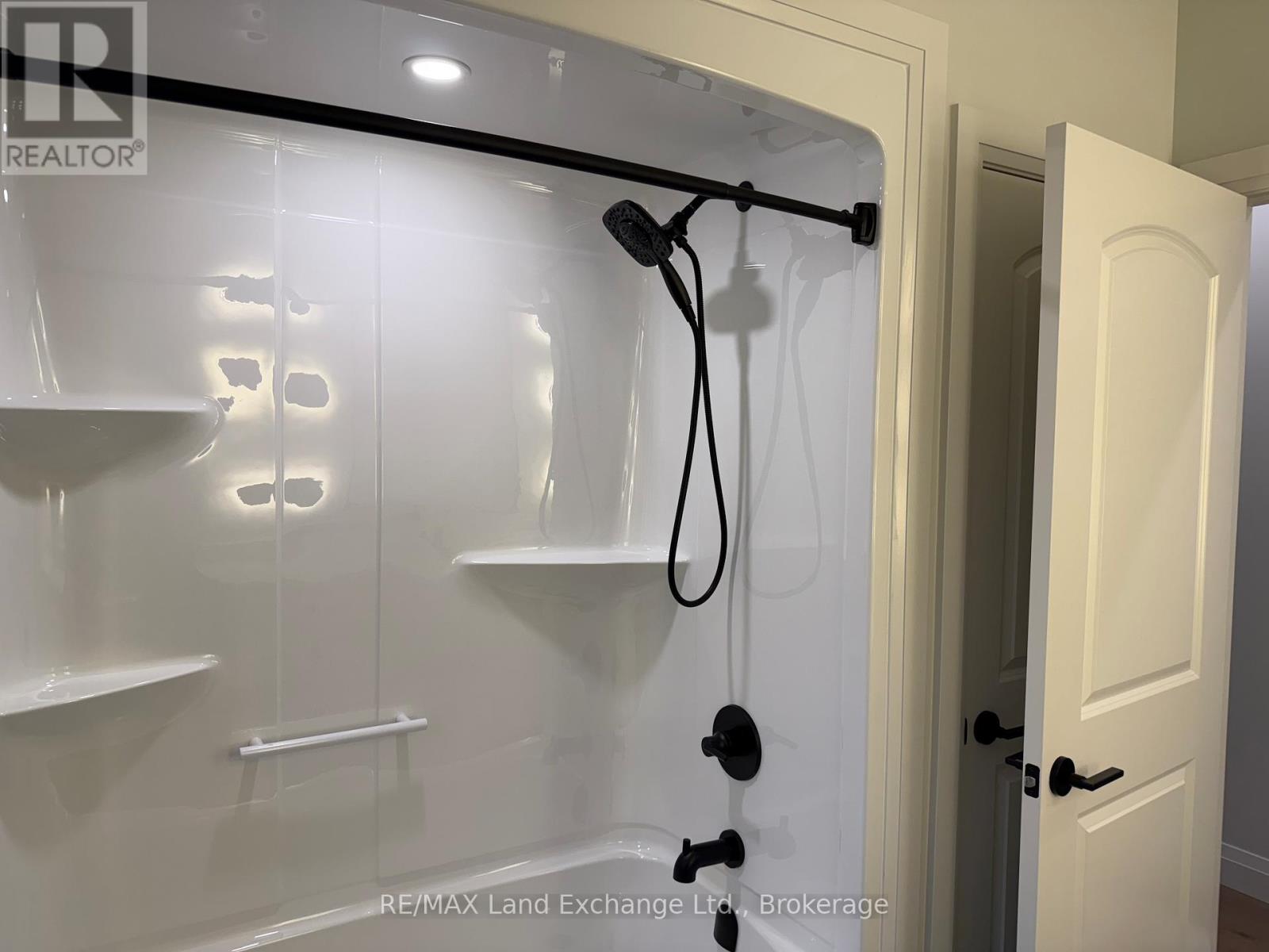 920 Bogdanovic Way, Huron-Kinloss, Ontario  N2Z 0H3 - Photo 33 - X12179356