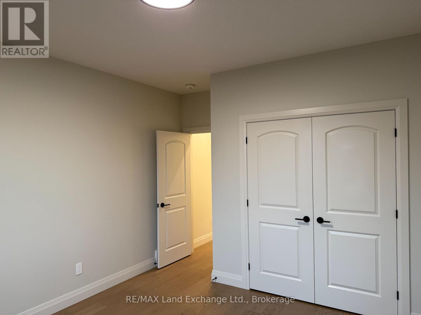 920 Bogdanovic Way, Huron-Kinloss, Ontario  N2Z 0H3 - Photo 34 - X12179356