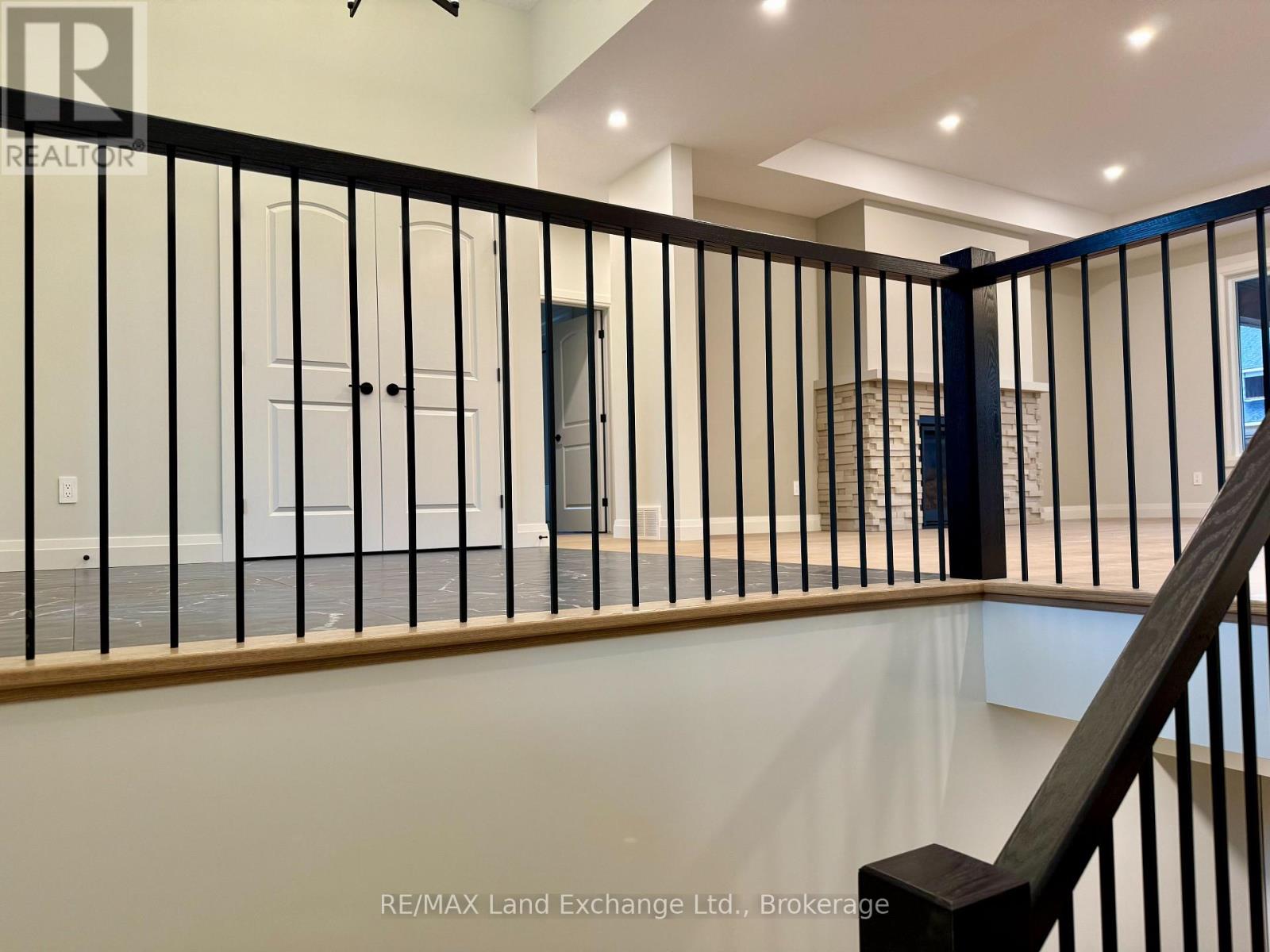 920 Bogdanovic Way, Huron-Kinloss, Ontario  N2Z 0H3 - Photo 36 - X12179356