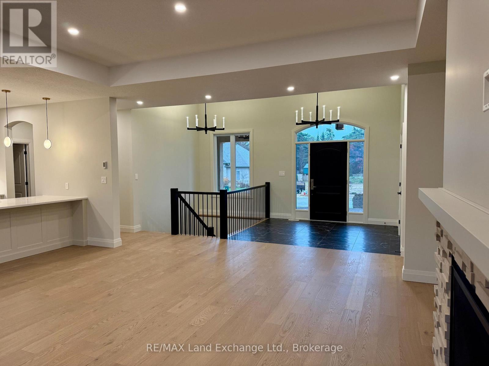 920 Bogdanovic Way, Huron-Kinloss, Ontario  N2Z 0H3 - Photo 4 - X12179356