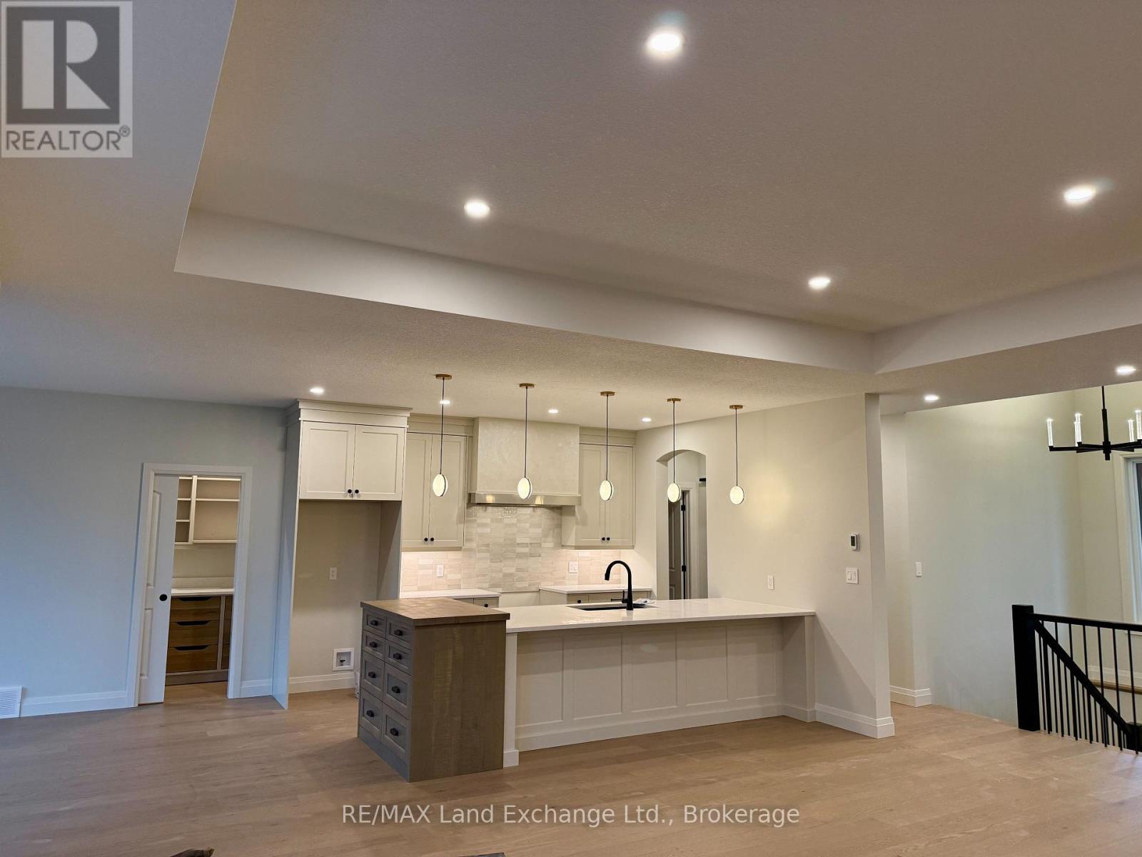 920 Bogdanovic Way, Huron-Kinloss, Ontario  N2Z 0H3 - Photo 7 - X12179356