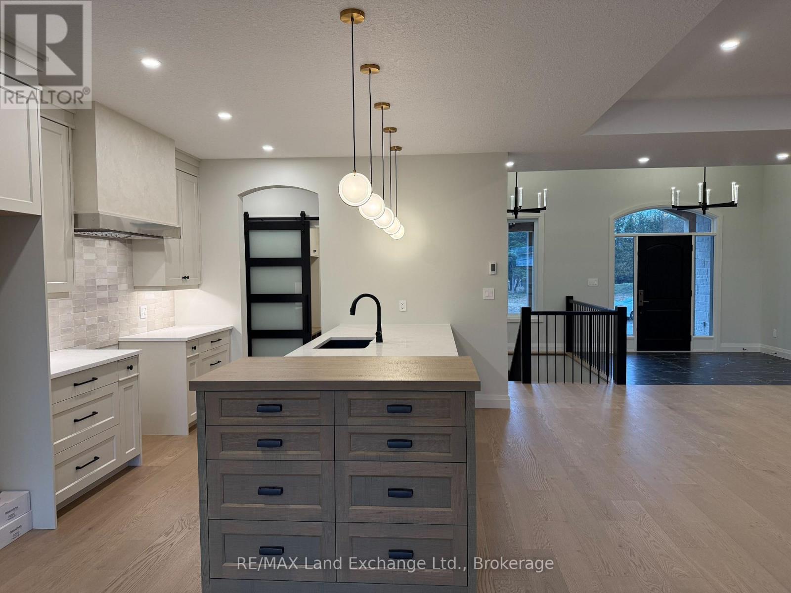 920 Bogdanovic Way, Huron-Kinloss, Ontario  N2Z 0H3 - Photo 9 - X12179356