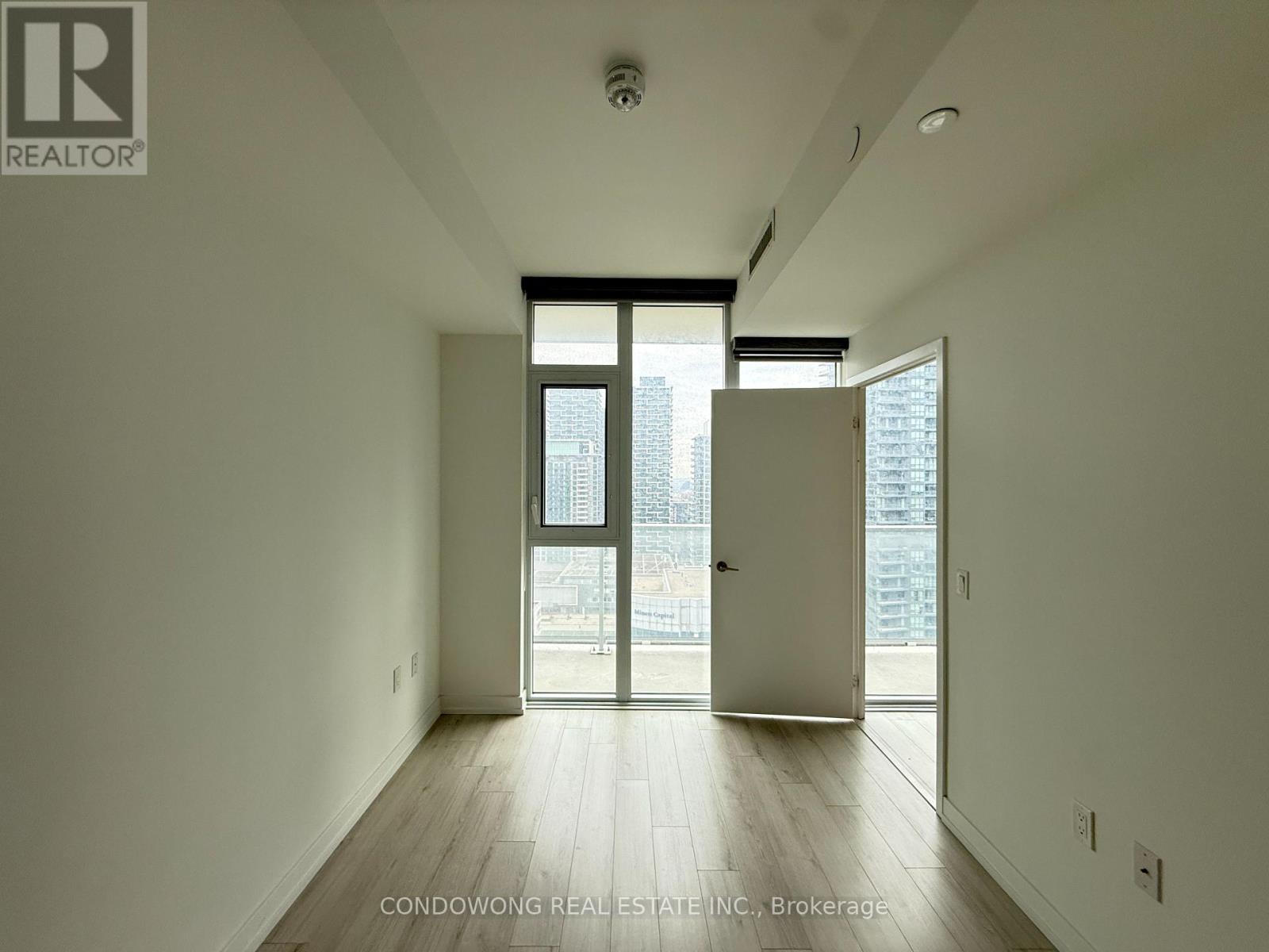 1905 - 33 Helendale Avenue, Toronto, Ontario  M4R 0A4 - Photo 5 - C12579682