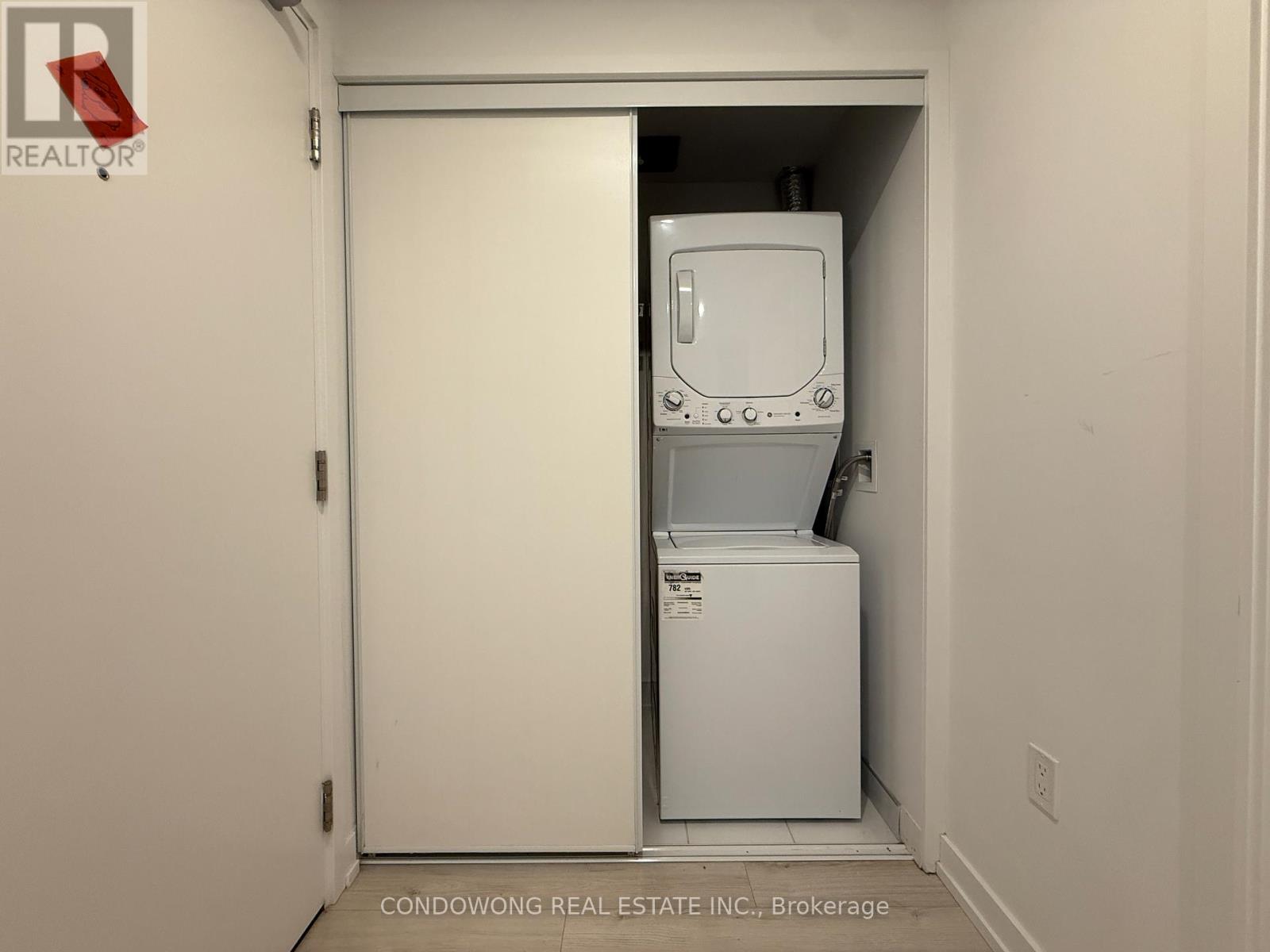 1905 - 33 Helendale Avenue, Toronto, Ontario  M4R 0A4 - Photo 9 - C12579682