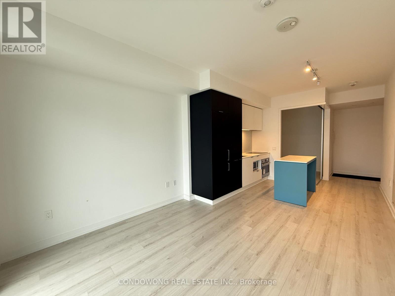 1905 - 33 Helendale Avenue, Toronto, Ontario  M4R 0A4 - Photo 3 - C12579682