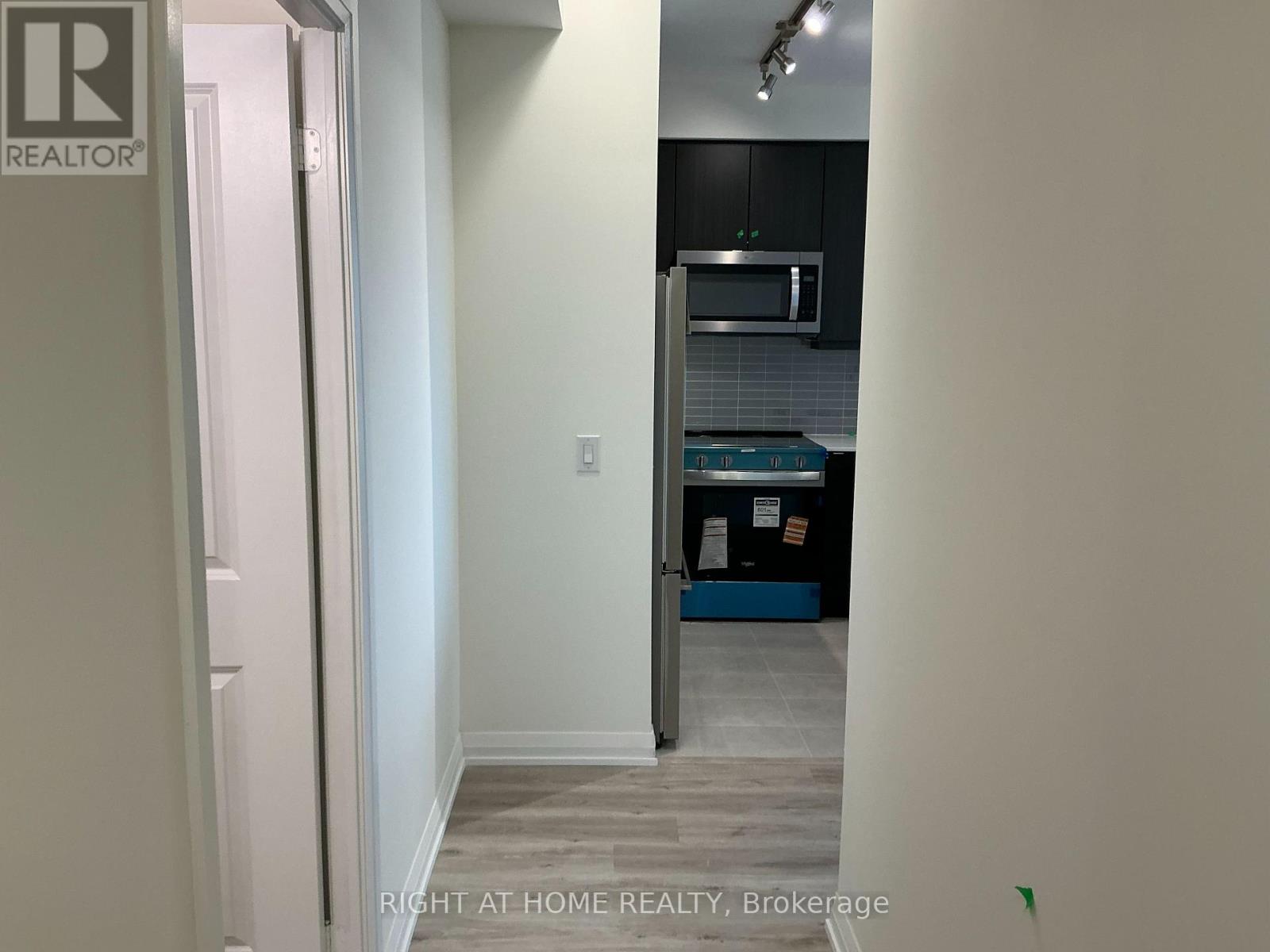 1309 - 3260 Sheppard Avenue E, Toronto, Ontario  M1T 0B5 - Photo 6 - E12580658