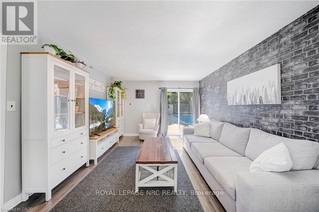 23 Bismark Drive, Cambridge, Ontario  N1S 4E6 - Photo 10 - X12504596