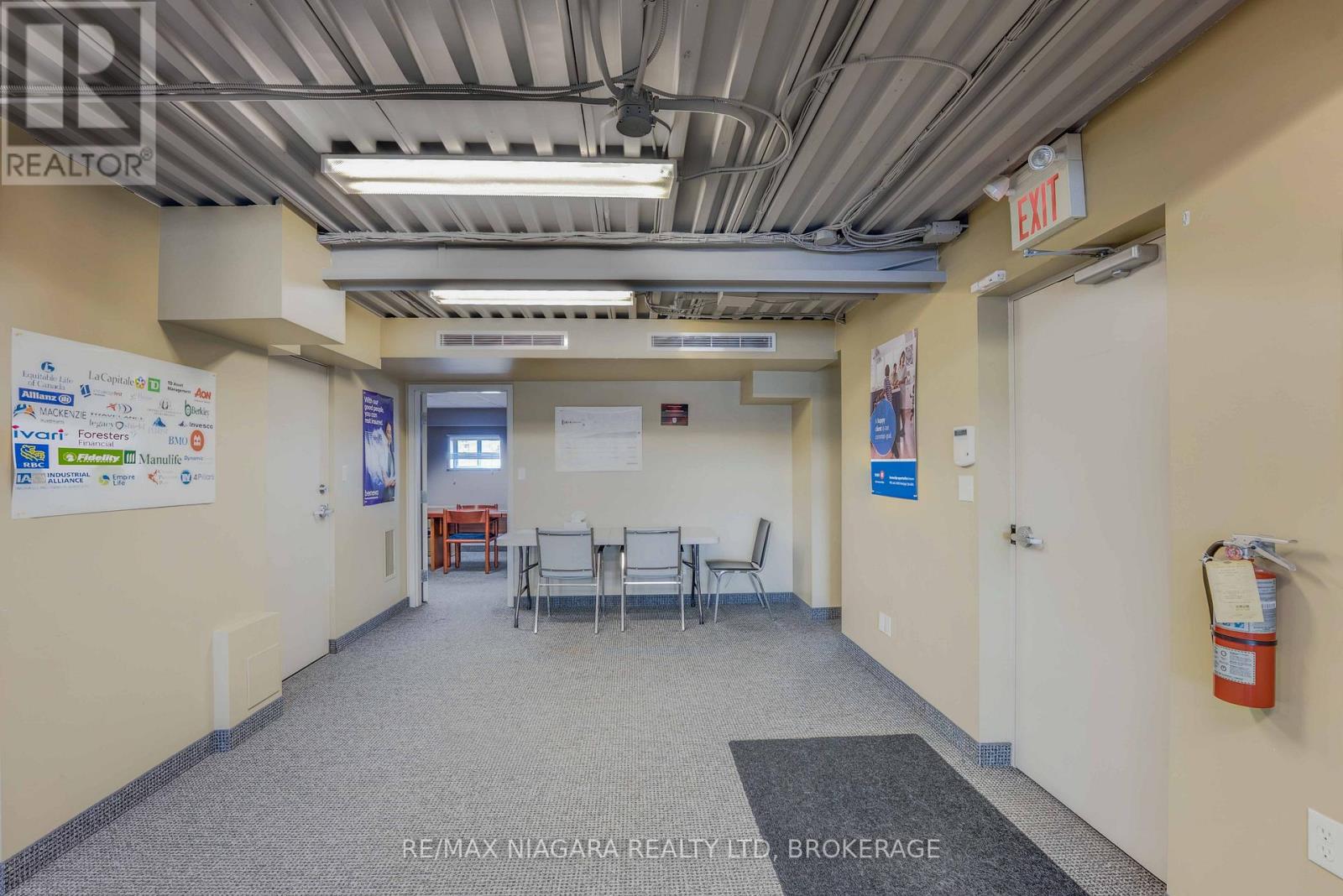 202 - 4807 Kent Avenue, Niagara Falls, Ontario  L2H 1J5 - Photo 5 - X12582136