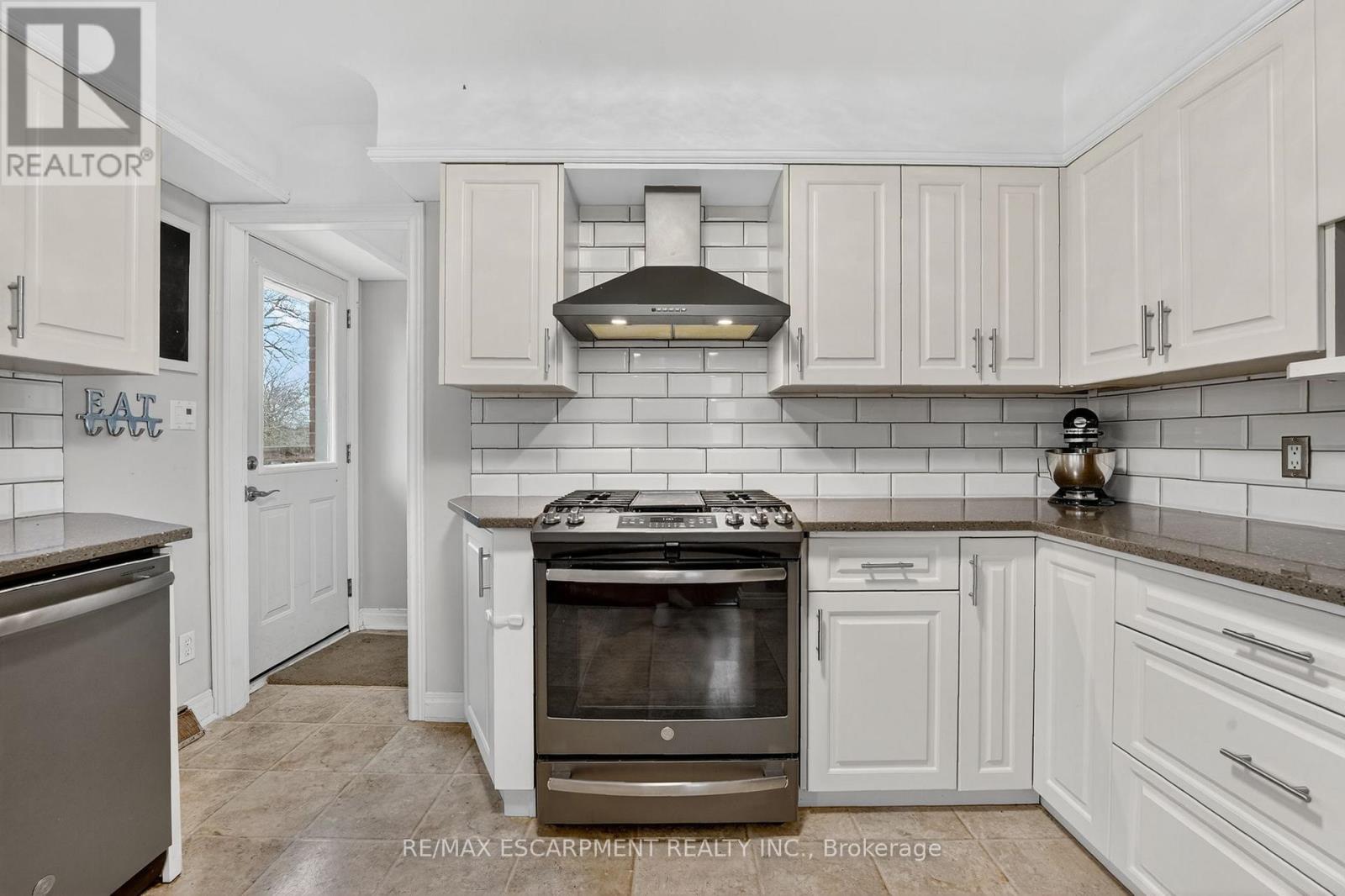 163 St Catharines Street, West Lincoln, Ontario  L0R 2A0 - Photo 16 - X12581826