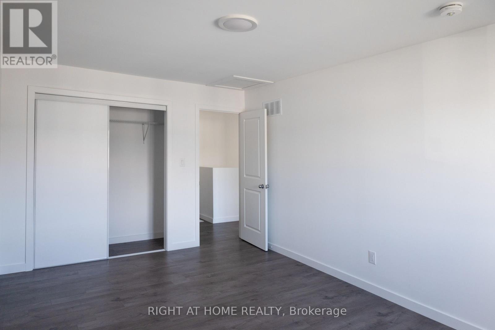 396 Chaffey Street, Welland, Ontario  L3B 2W4 - Photo 15 - X12581840