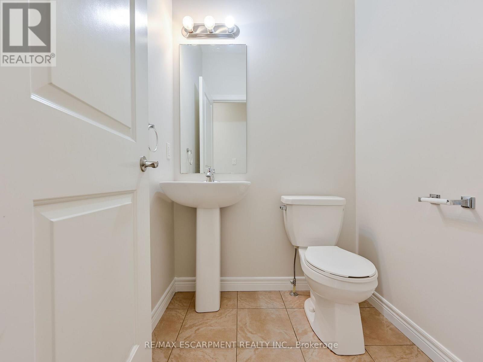 56 Dolomiti Court, Hamilton, Ontario  L0R 1P0 - Photo 16 - X12581848