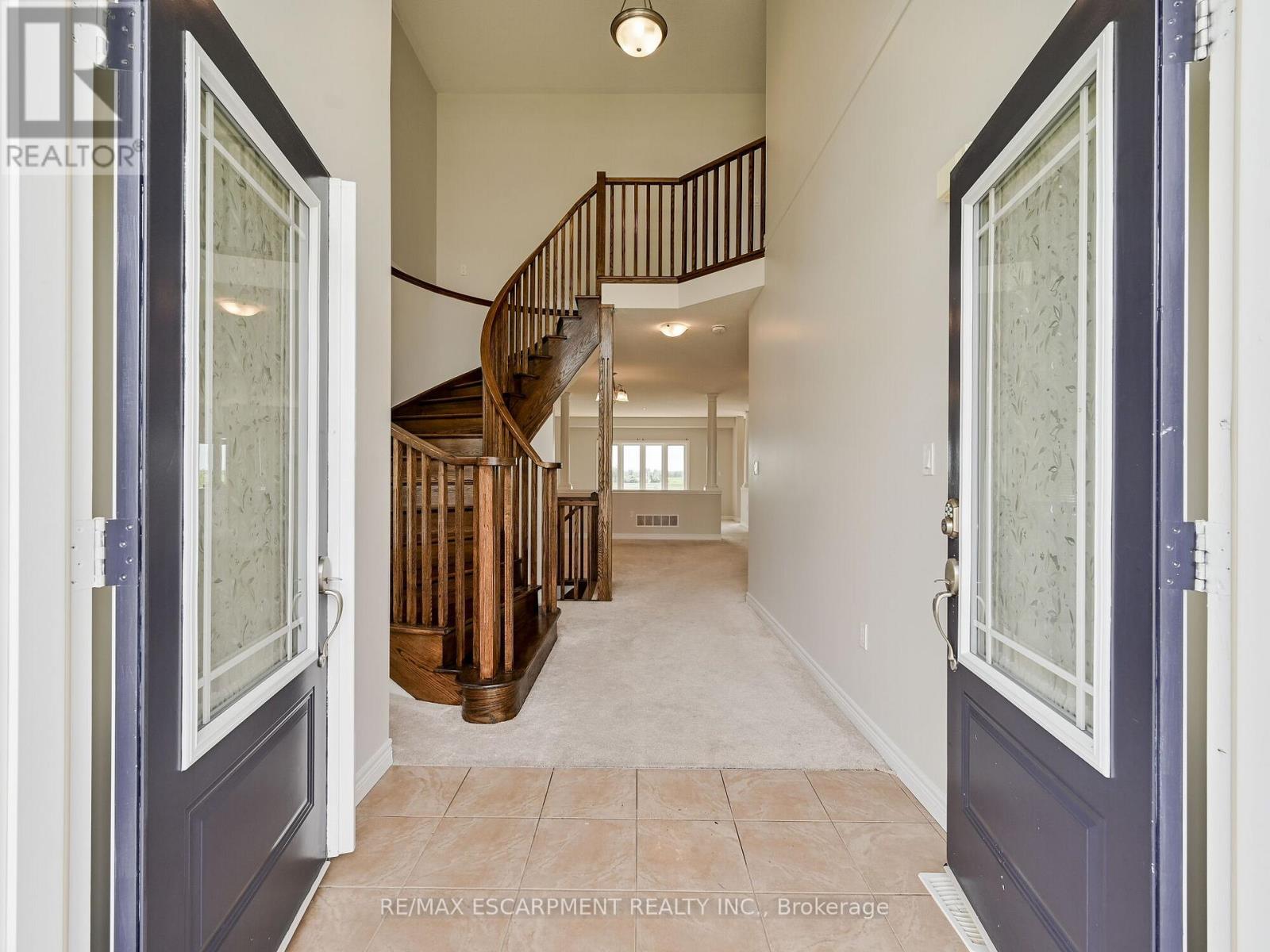 56 Dolomiti Court, Hamilton, Ontario  L0R 1P0 - Photo 3 - X12581848