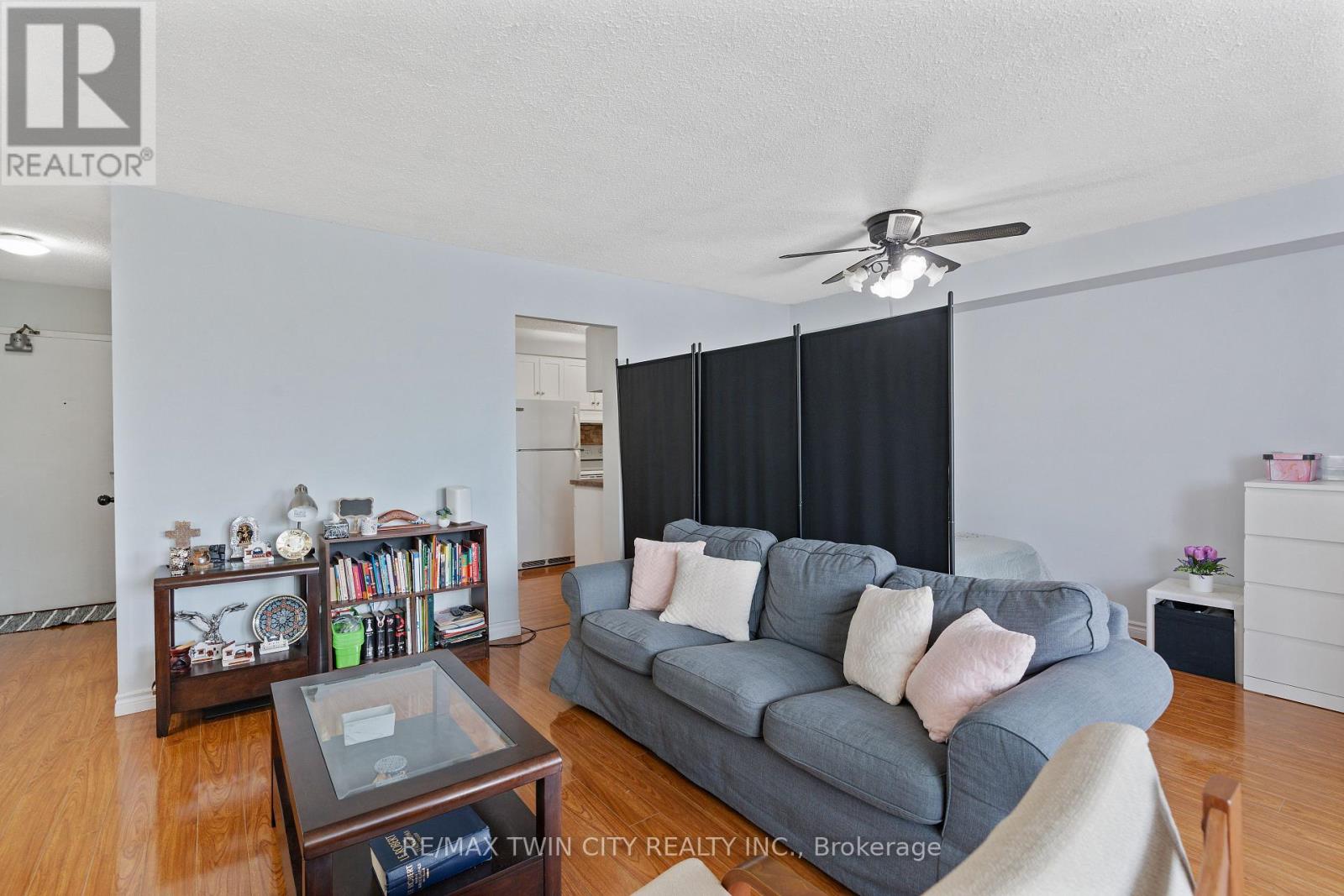 225 Harvard Place, Waterloo, Ontario  N2J 4H4 - Photo 11 - X12581936