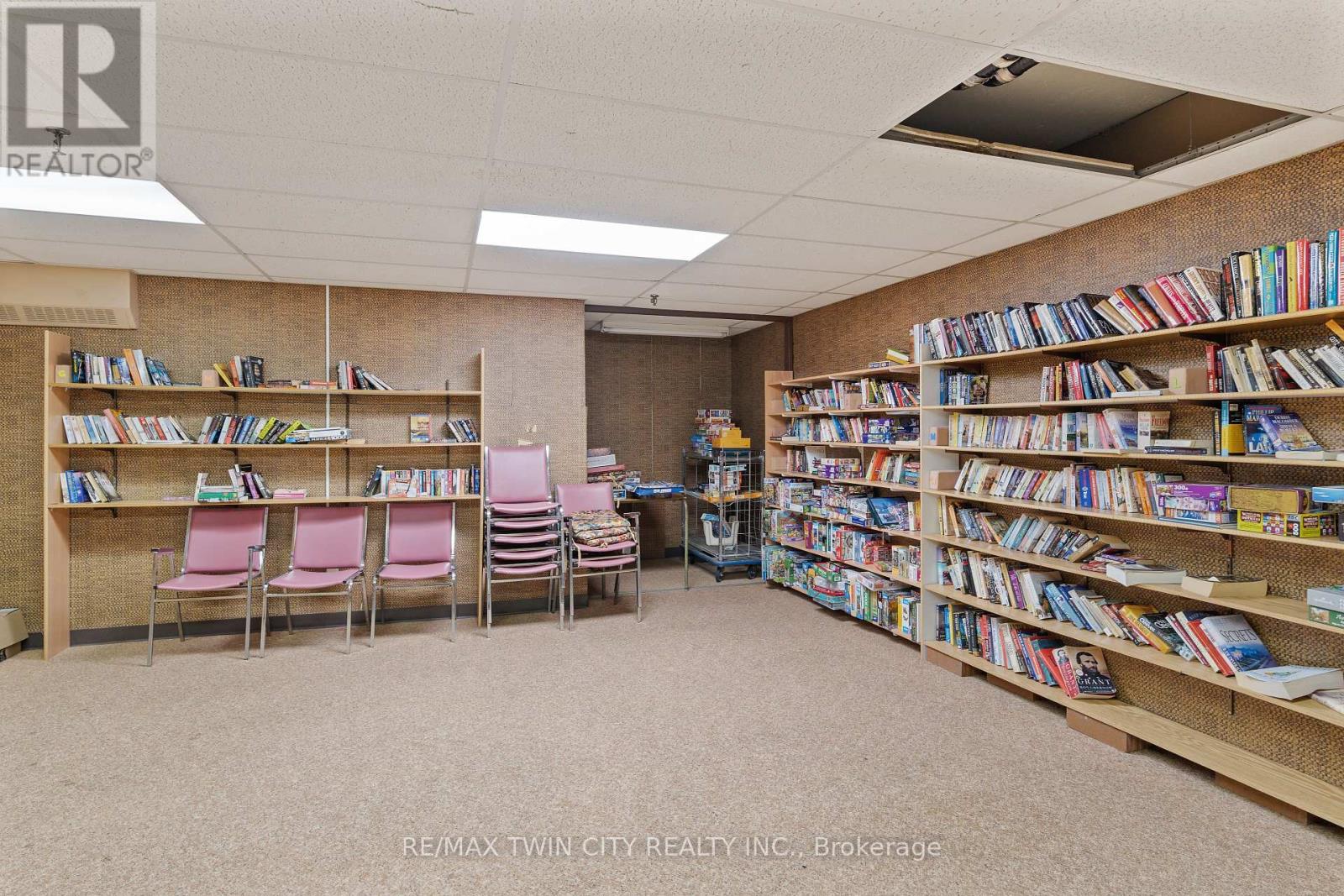 225 Harvard Place, Waterloo, Ontario  N2J 4H4 - Photo 41 - X12581936