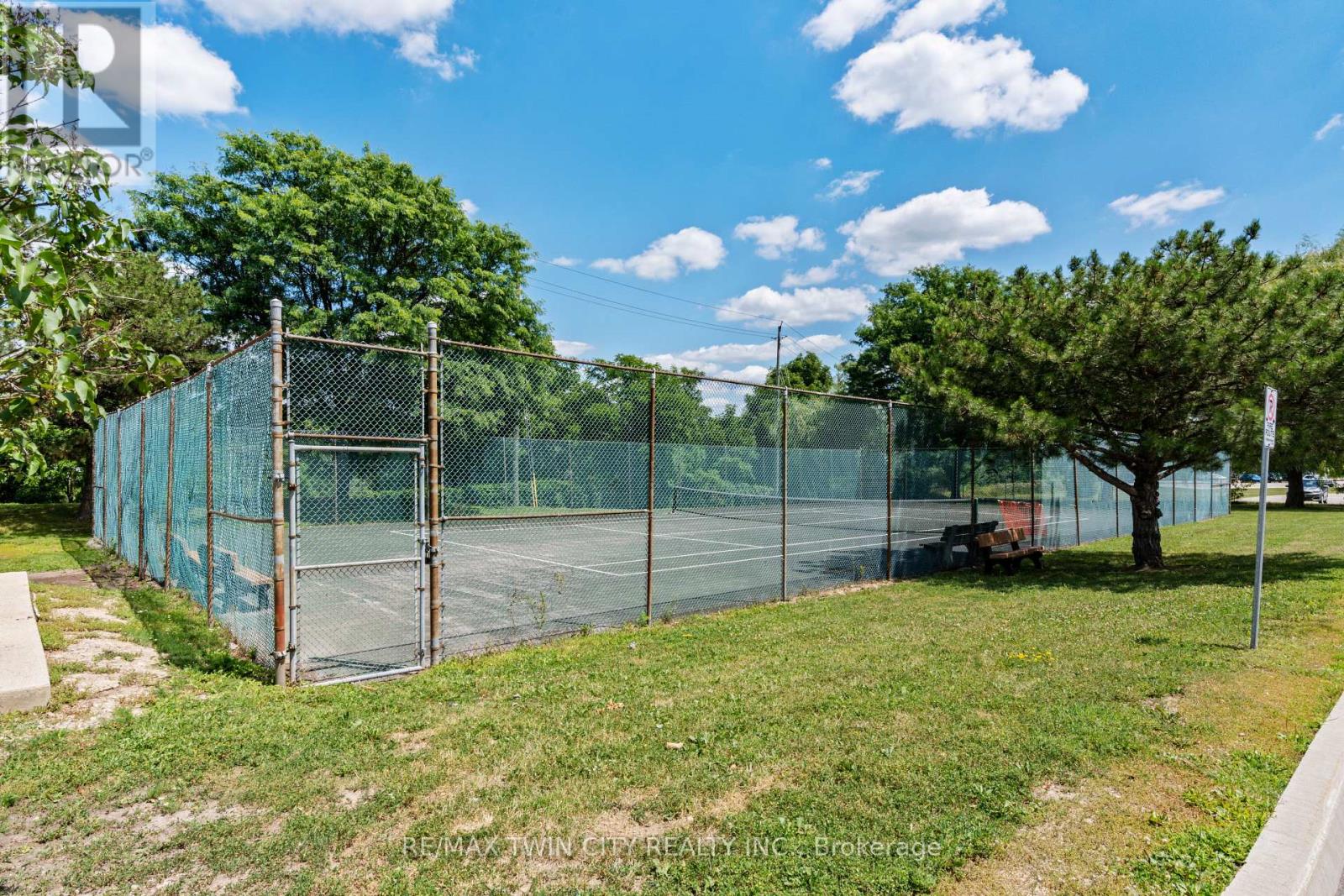 225 Harvard Place, Waterloo, Ontario  N2J 4H4 - Photo 47 - X12581936