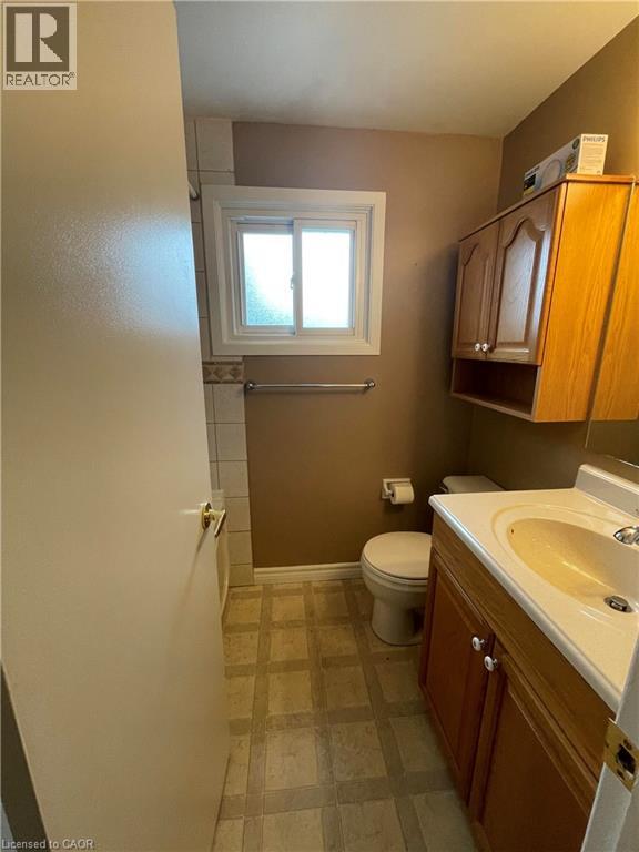 106 Cornerbrook Crescent, Waterloo, Ontario  N2V 1L2 - Photo 10 - 40790958