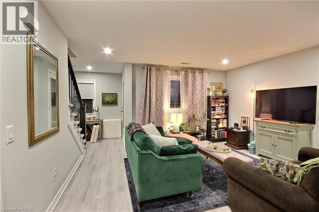 287 Chapel Hill Drive, Kitchener, Ontario  N2R 0S4 - Photo 7 - 40790899