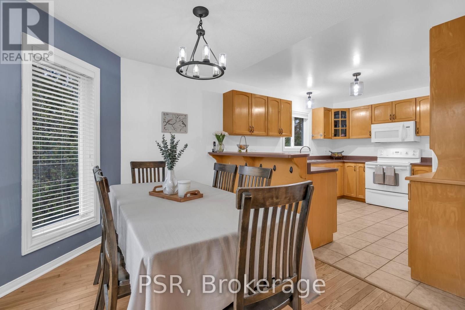 27 Kelenna Drive, Georgina, Ontario  L0E 1L0 - Photo 13 - N12582132