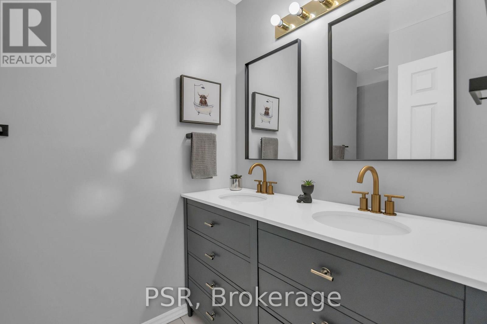 27 Kelenna Drive, Georgina, Ontario  L0E 1L0 - Photo 21 - N12582132