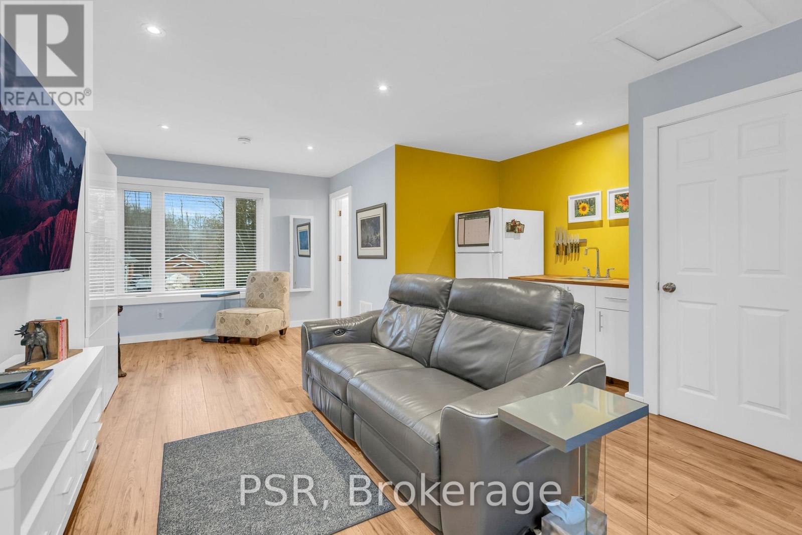 27 Kelenna Drive, Georgina, Ontario  L0E 1L0 - Photo 24 - N12582132