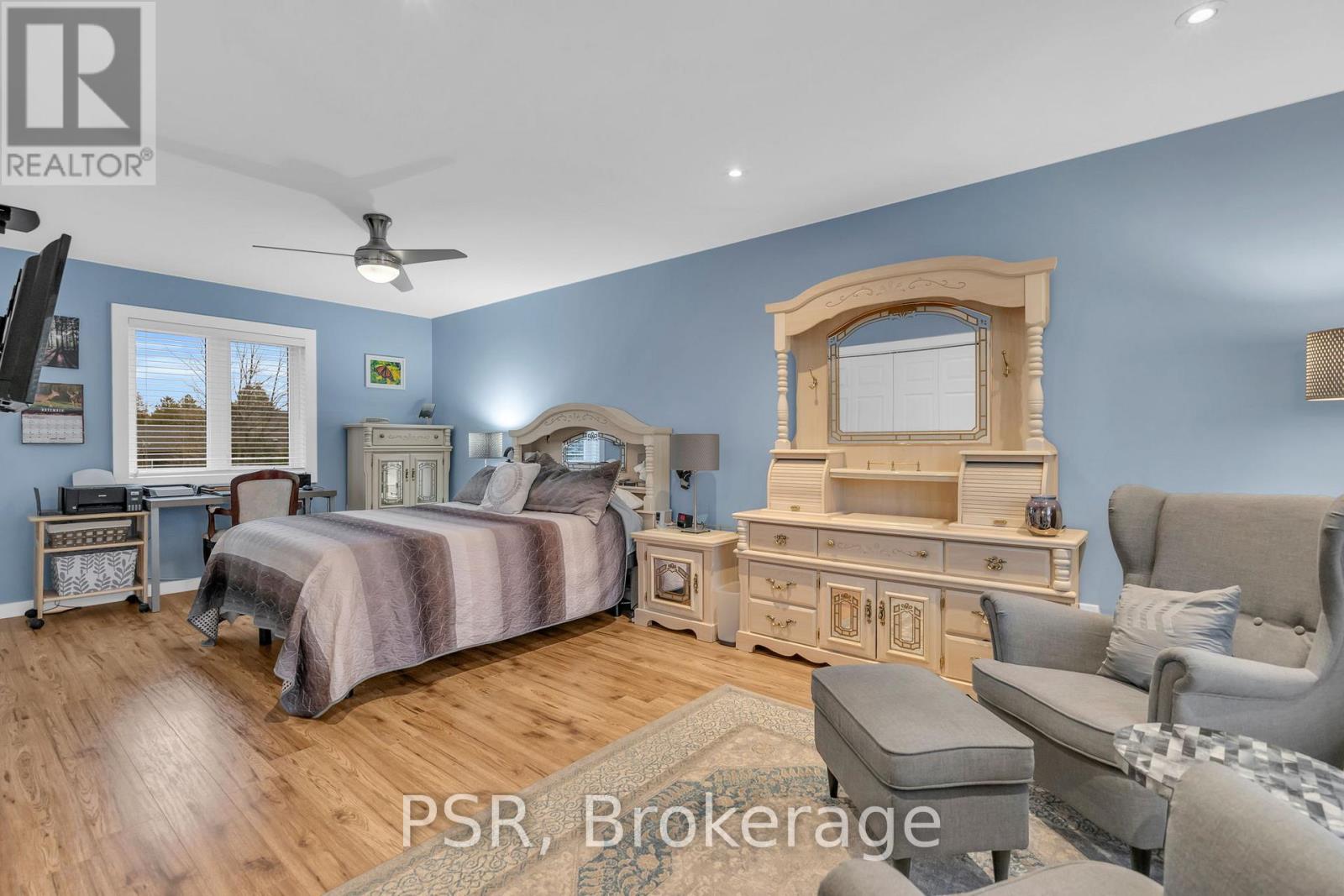 27 Kelenna Drive, Georgina, Ontario  L0E 1L0 - Photo 26 - N12582132