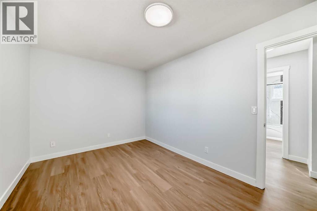 207 Pinecliff Way Ne, Calgary, Alberta  T1Y 3X4 - Photo 23 - A2266568