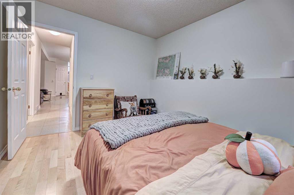 1501 3 Street Nw, Calgary, Alberta  T2M 2X9 - Photo 37 - A2268666