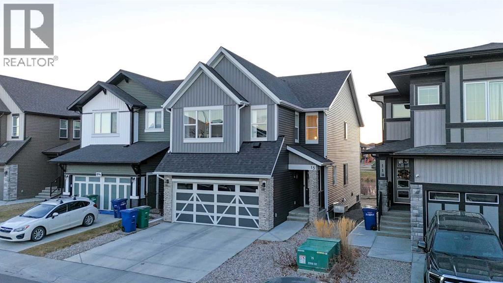 15 Midgrove Drive Sw, Airdrie, Alberta  T4B 5H1 - Photo 2 - A2269302