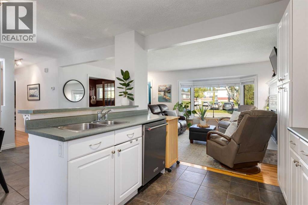 4011 25 Avenue Sw, Calgary, Alberta  T3E 0L7 - Photo 12 - A2272739