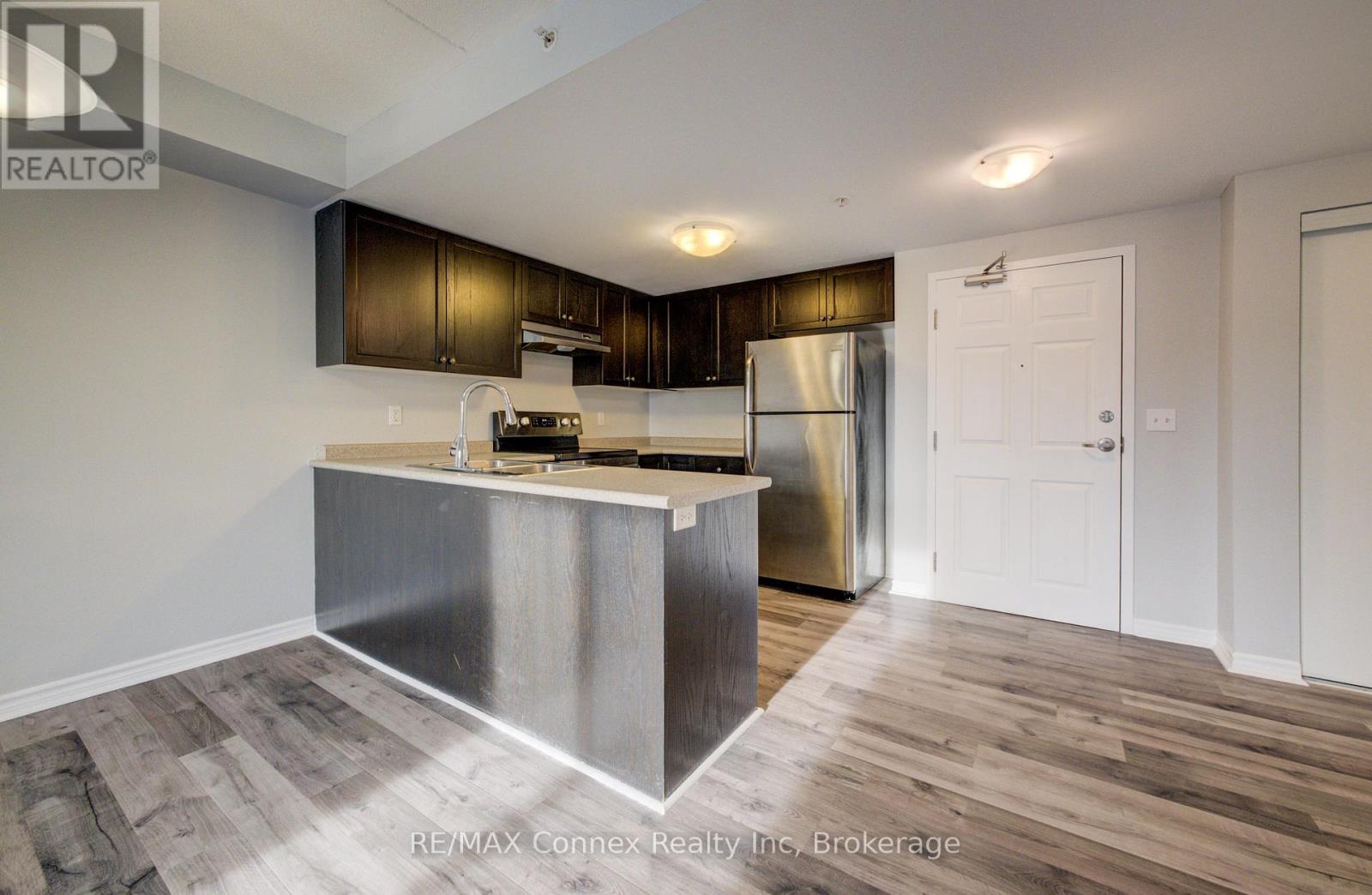 208 - 67 Kingsbury Square, Guelph, Ontario  N1L 0L3 - Photo 10 - X12582166