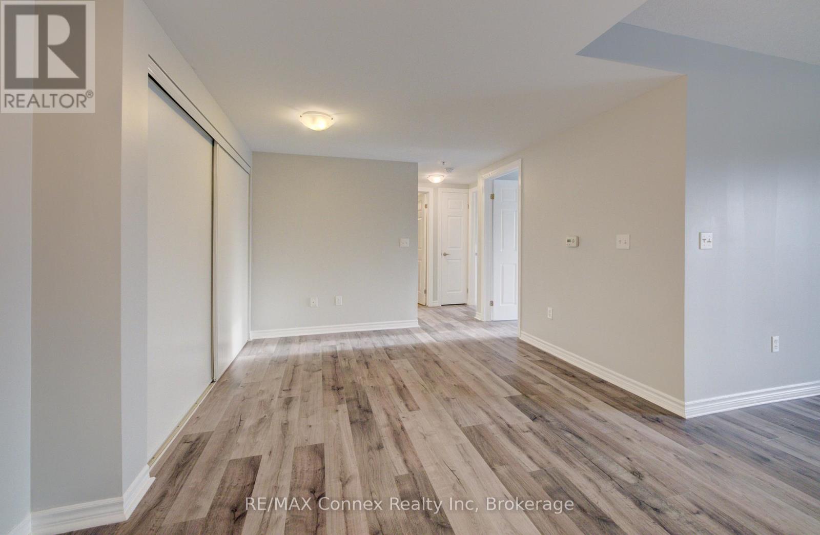 208 - 67 Kingsbury Square, Guelph, Ontario  N1L 0L3 - Photo 13 - X12582166