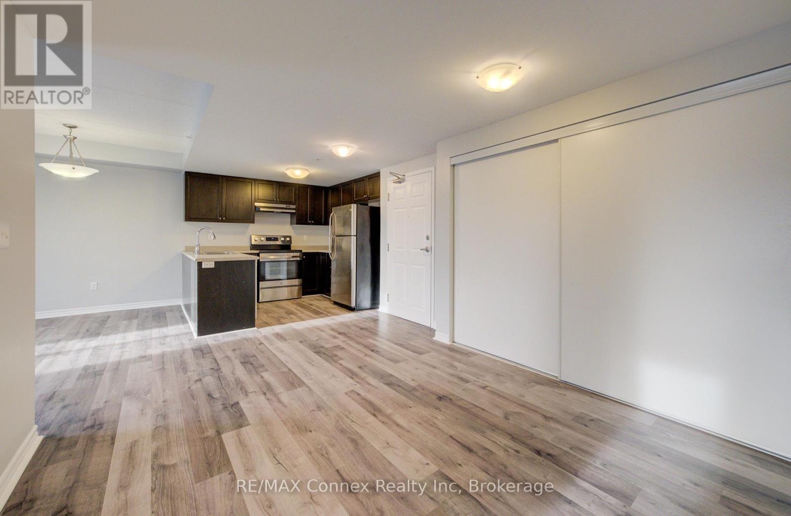 208 - 67 Kingsbury Square, Guelph, Ontario  N1L 0L3 - Photo 14 - X12582166