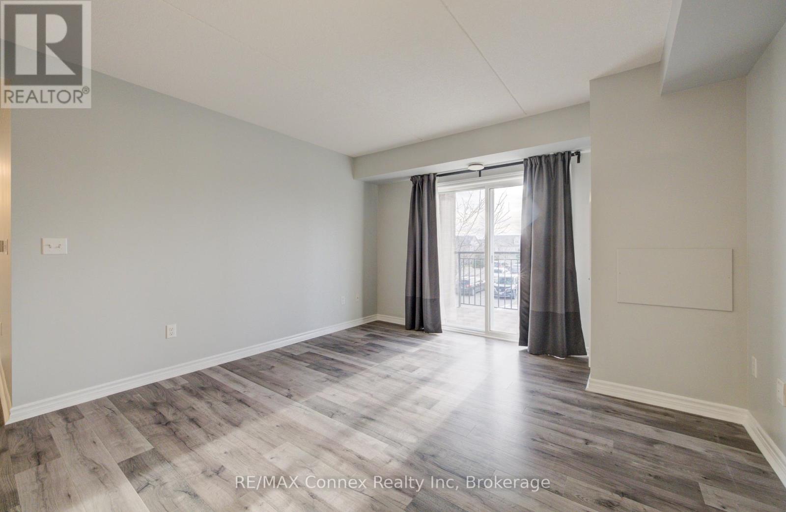 208 - 67 Kingsbury Square, Guelph, Ontario  N1L 0L3 - Photo 6 - X12582166