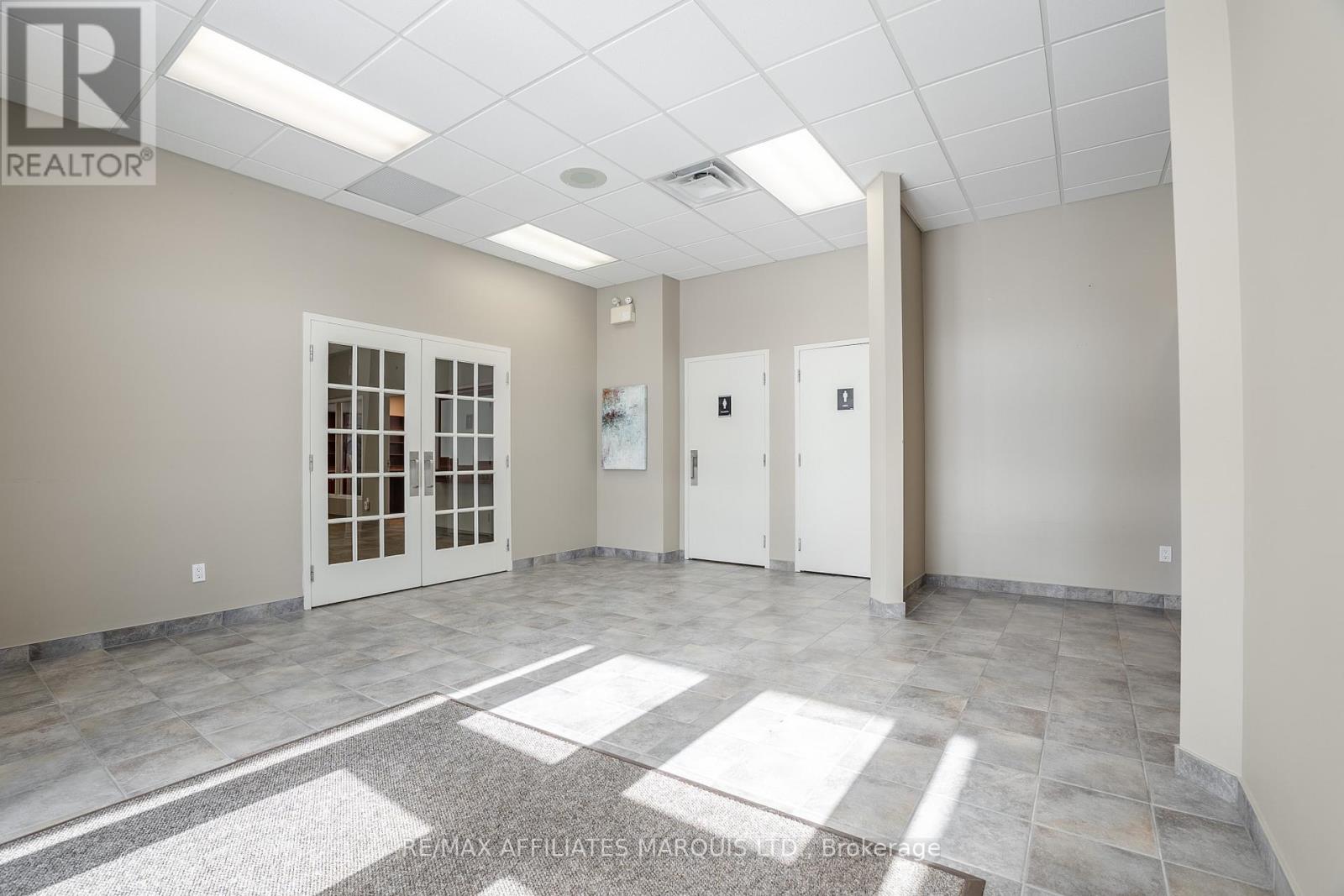 14233 County Rd 18 Road, South Stormont, Ontario  K0C 1M0 - Photo 11 - X12582094