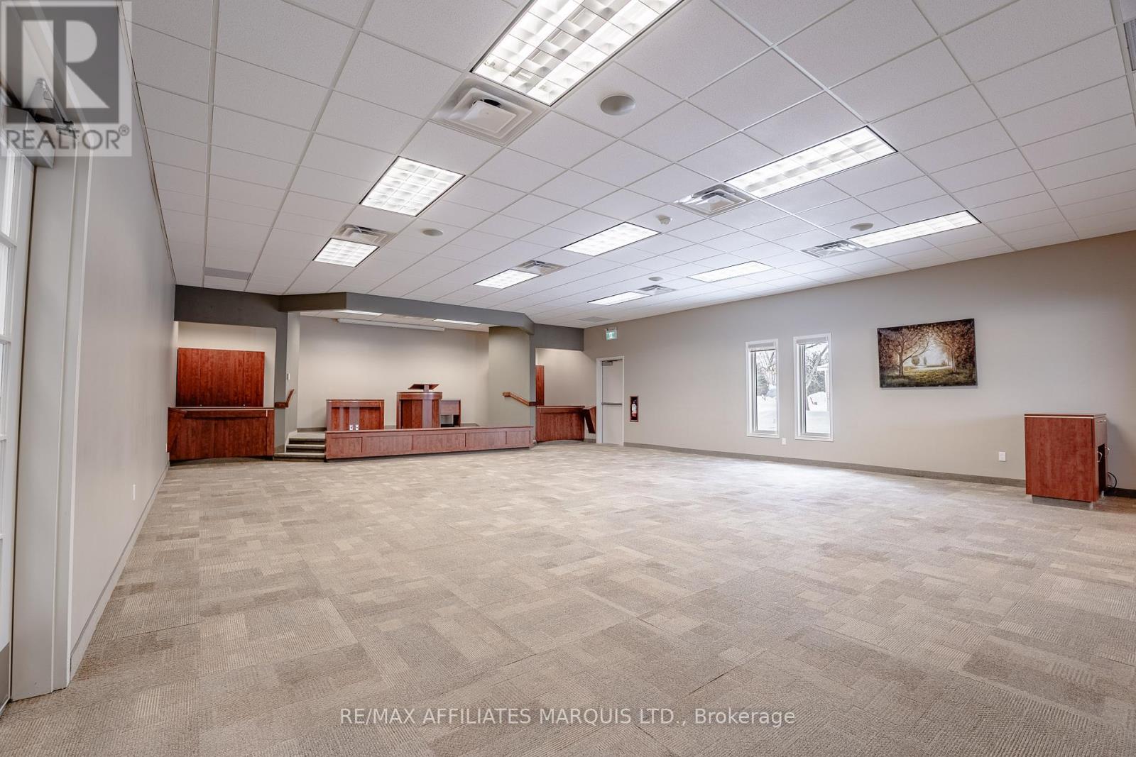 14233 County Rd 18 Road, South Stormont, Ontario  K0C 1M0 - Photo 19 - X12582094