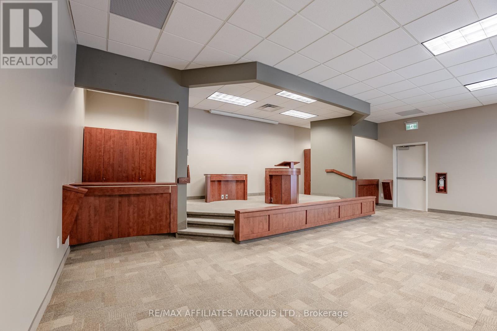 14233 County Rd 18 Road, South Stormont, Ontario  K0C 1M0 - Photo 21 - X12582094