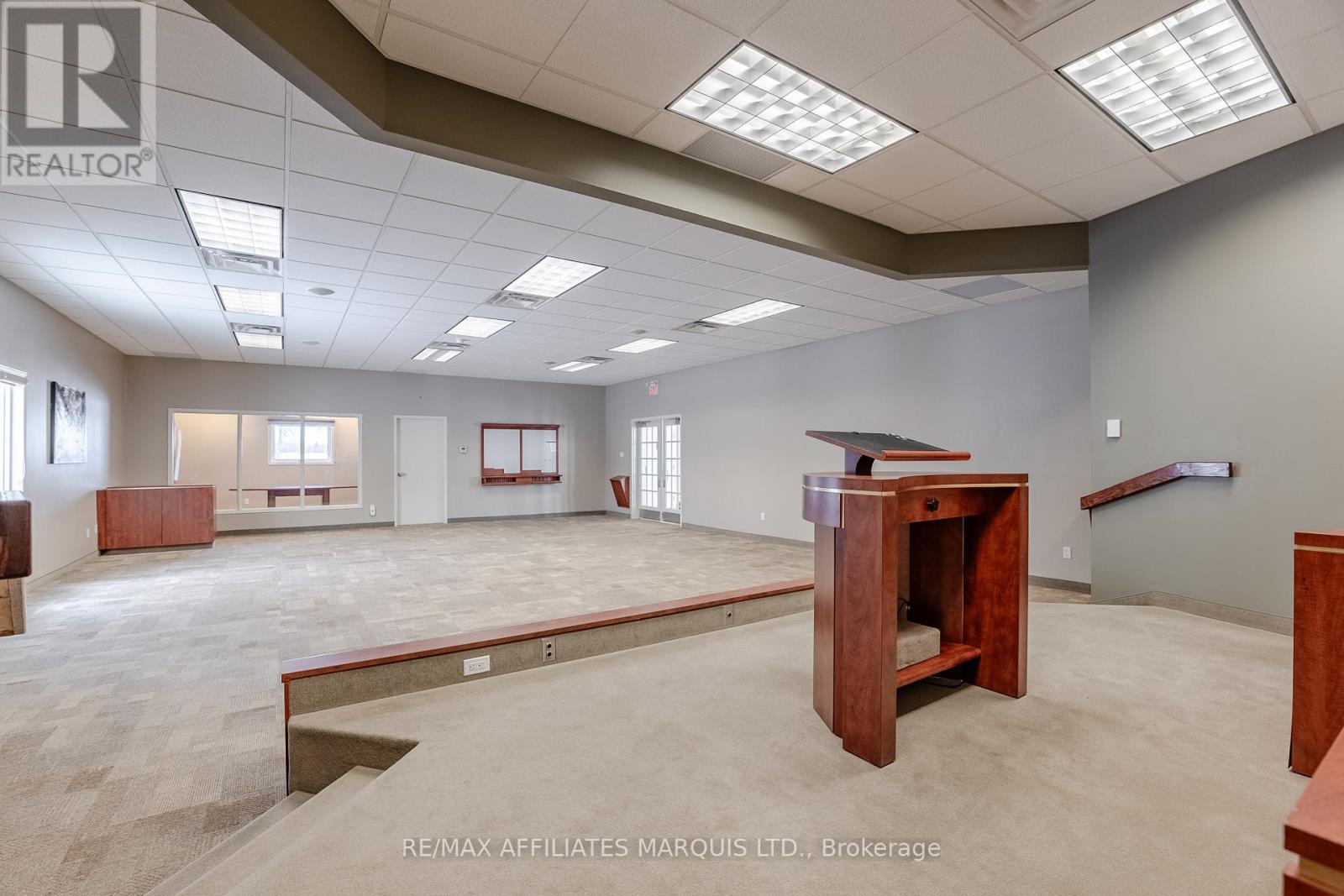 14233 County Rd 18 Road, South Stormont, Ontario  K0C 1M0 - Photo 23 - X12582094