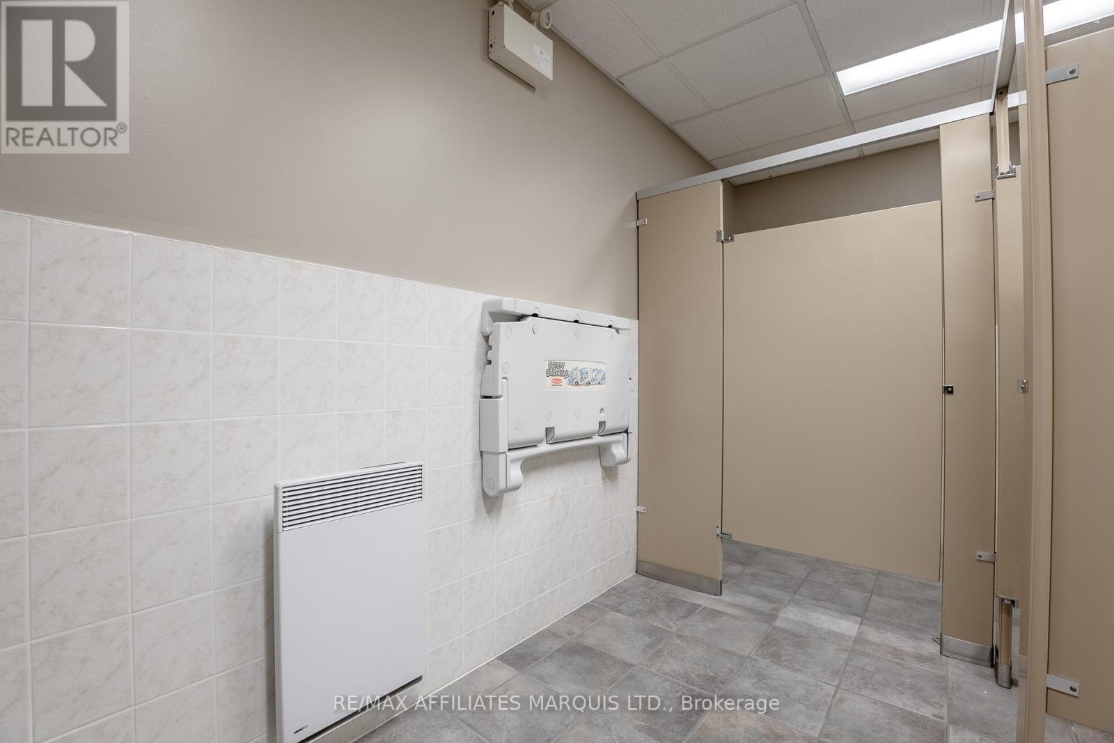 14233 County Rd 18 Road, South Stormont, Ontario  K0C 1M0 - Photo 35 - X12582094