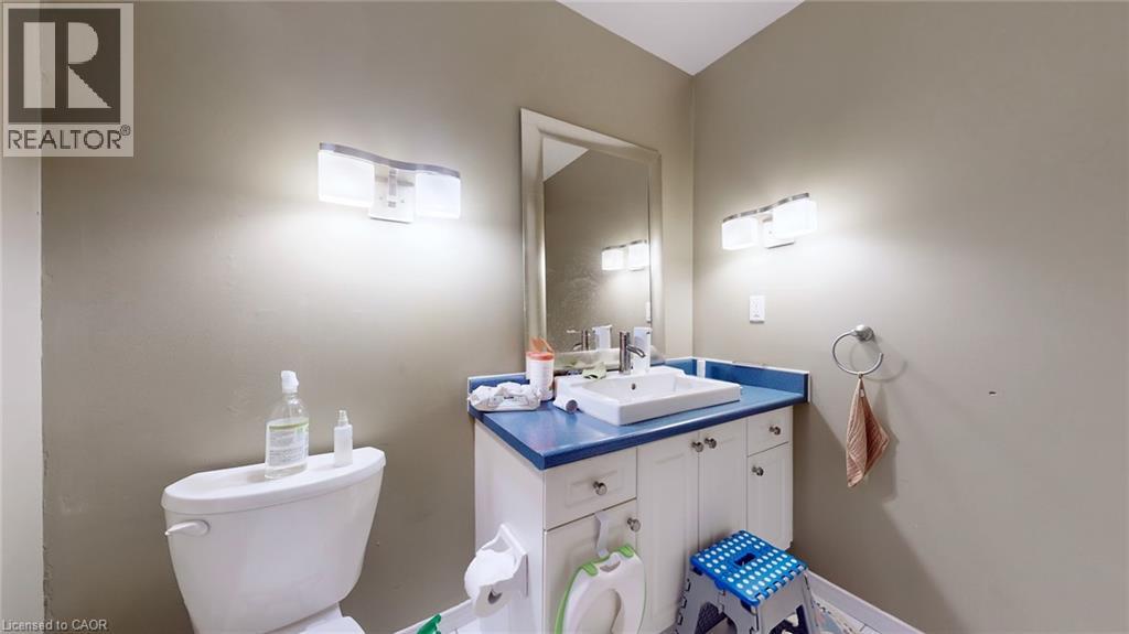 219 Kitty Murray Lane, Ancaster, Ontario L9K 1H7 - Photo 10 - 40790925