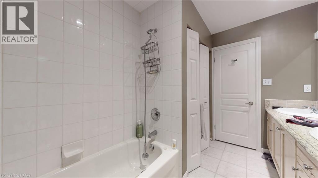 219 Kitty Murray Lane, Ancaster, Ontario L9K 1H7 - Photo 21 - 40790925