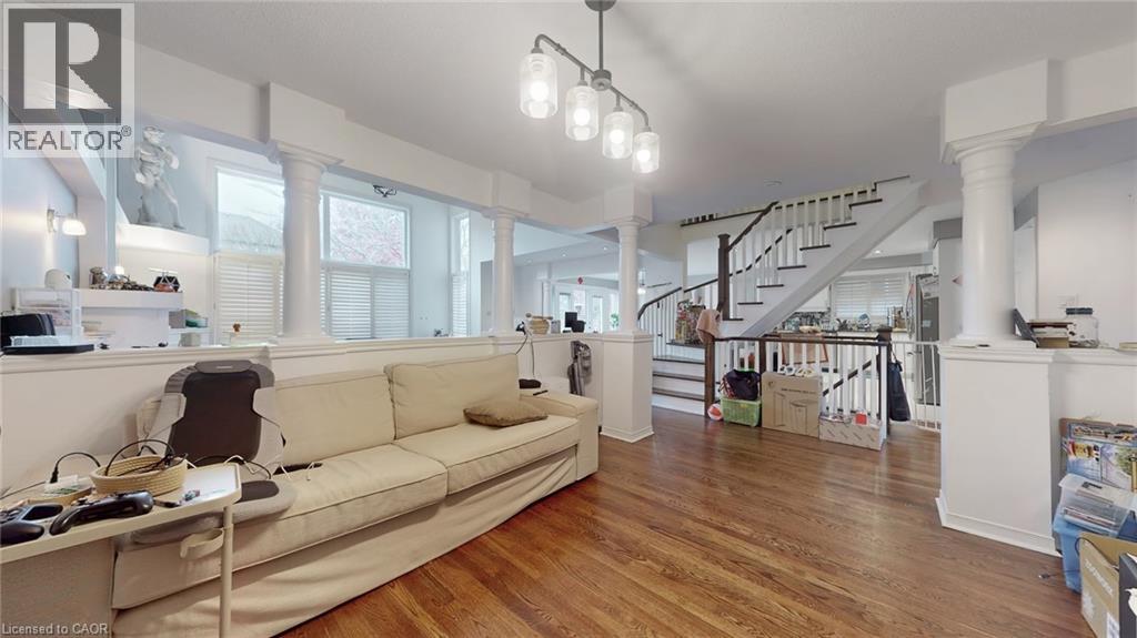 219 Kitty Murray Lane, Ancaster, Ontario L9K 1H7 - Photo 4 - 40790925