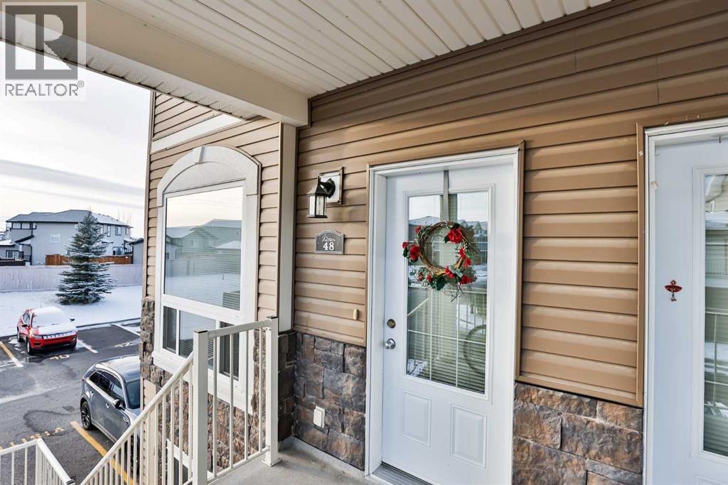 48, 47 Keystone Terrace W, Lethbridge, Alberta  T1J 5B8 - Photo 1 - A2272913