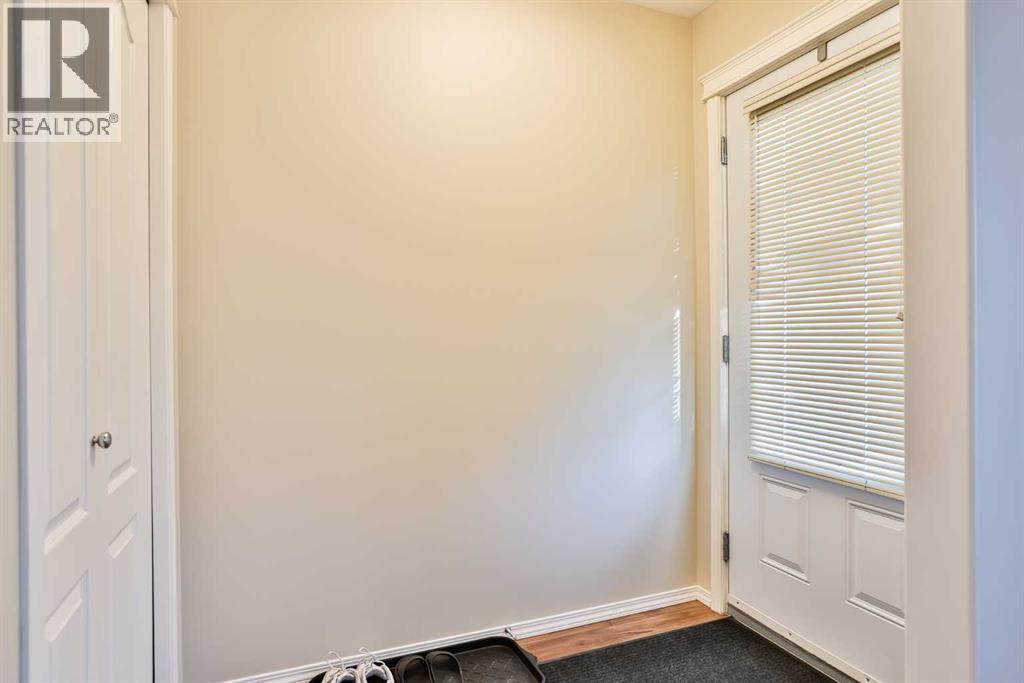 48, 47 Keystone Terrace W, Lethbridge, Alberta  T1J 5B8 - Photo 3 - A2272913