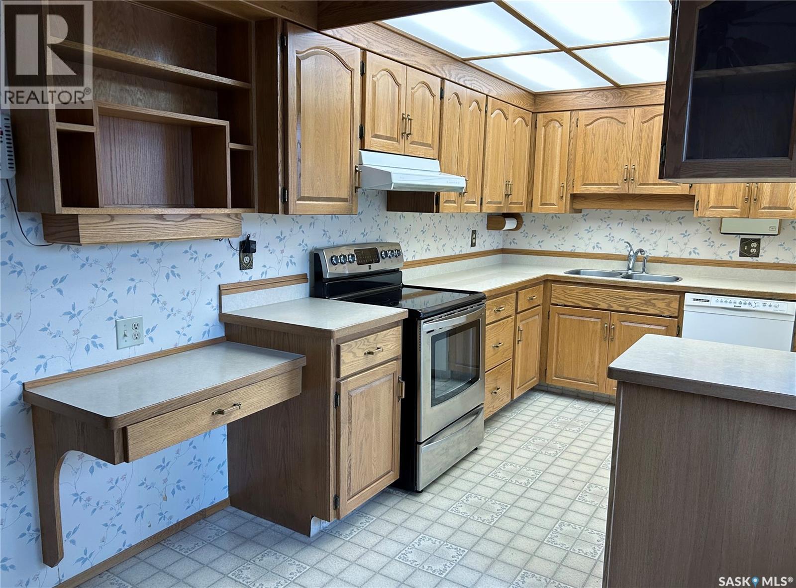 401 Brock Crescent, Saskatoon, Saskatchewan  S7H 4N3 - Photo 4 - SK024798