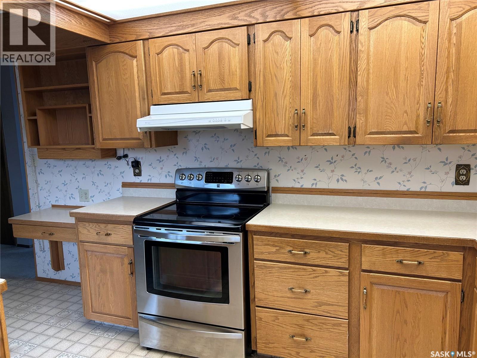 401 Brock Crescent, Saskatoon, Saskatchewan  S7H 4N3 - Photo 5 - SK024798