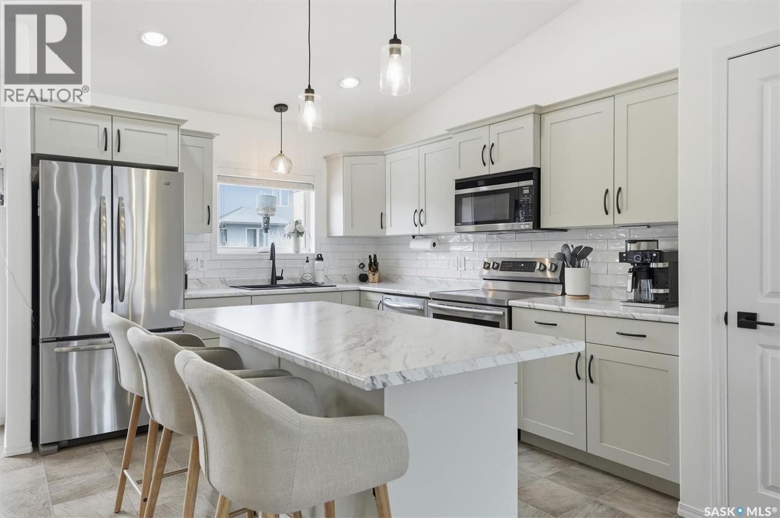 1031 Rempel Way, Saskatoon, Saskatchewan  S7T 0M4 - Photo 8 - SK024760