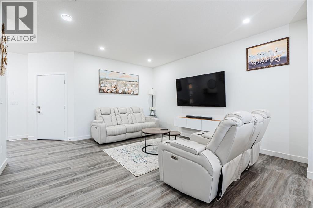 112 Midtown Close Sw, Airdrie, Alberta  T4B 5G9 - Photo 7 - A2268751