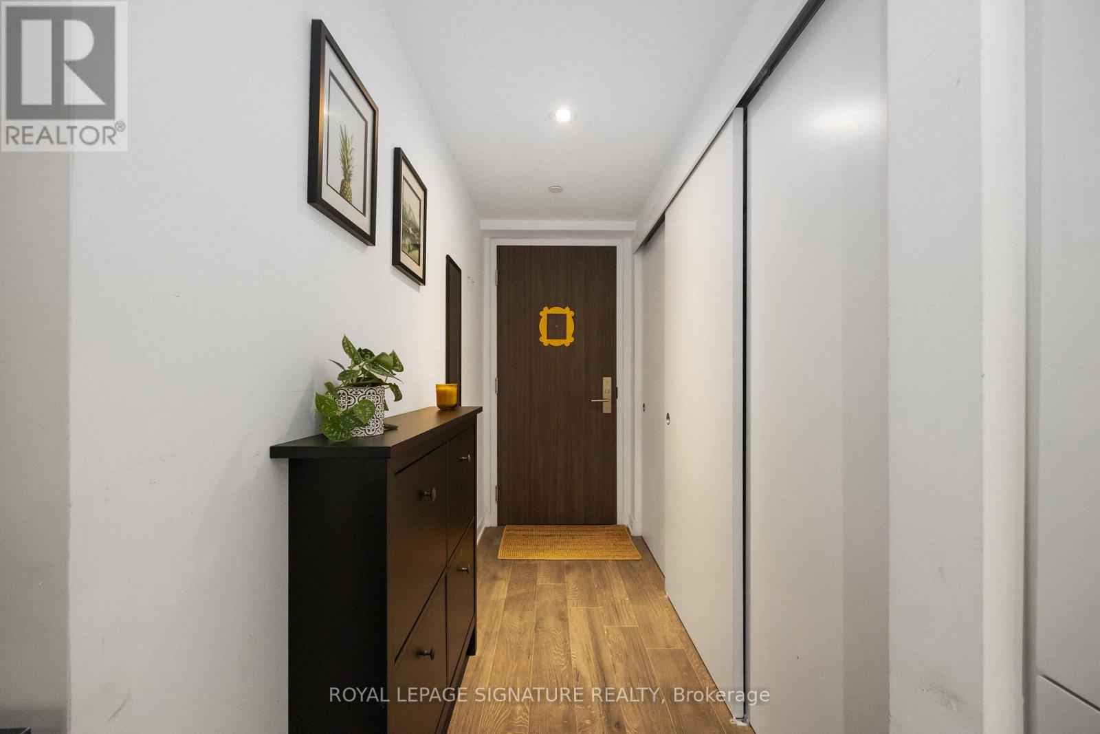 407 - 185 Roehampton Avenue, Toronto, Ontario  M4P 0C6 - Photo 2 - C12581968