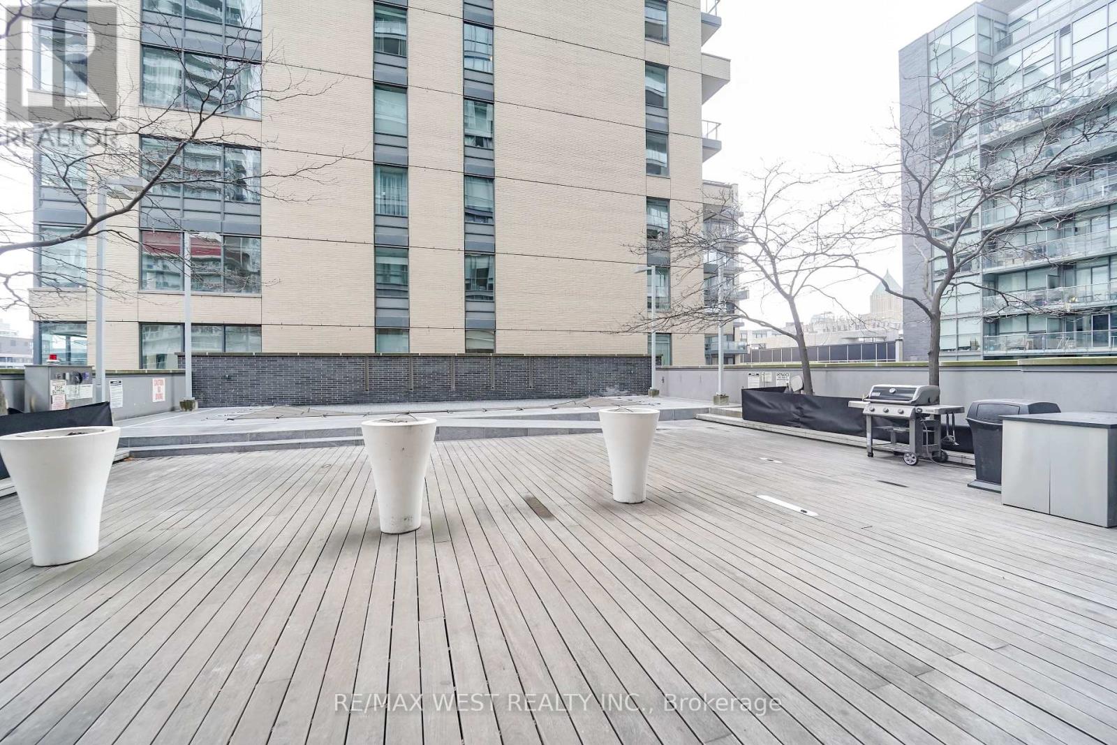 412 - 8 Charlotte Street, Toronto, Ontario  M5V 0K4 - Photo 10 - C12582076